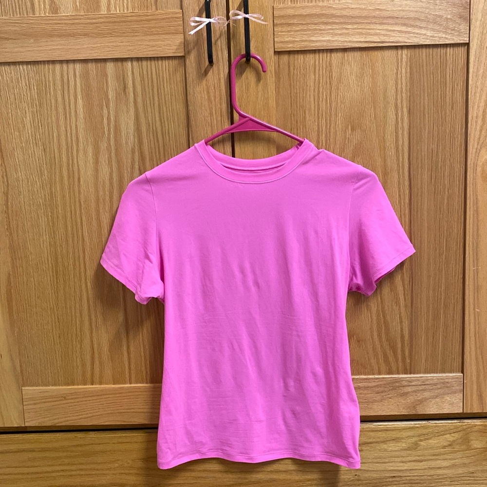 Skims ‘Fits Everybody’ T-Shirt